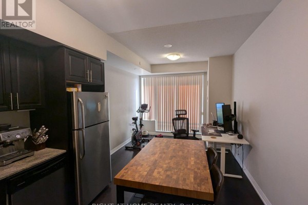 Kitchen - 208 - 9500 Markham Road, Markham, ON L6E0N6 Photo 3