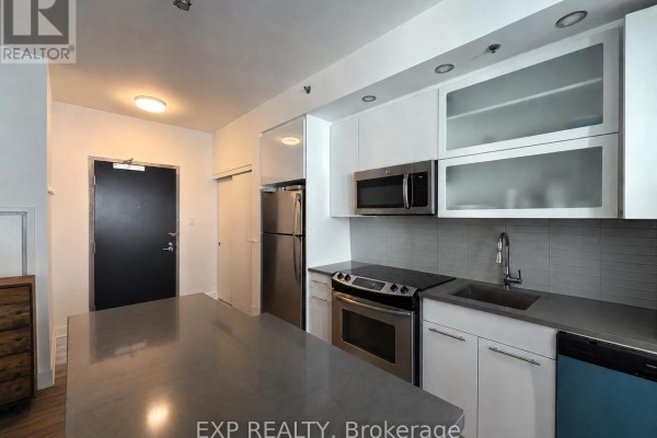 208 - 98 Richmond Road, Ottawa, ON K1Z0B2 Photo 2