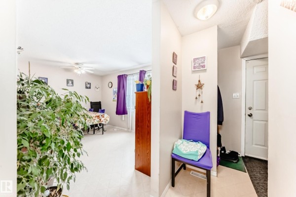 Primary Bedroom - #208 11421 34 St Nw, Edmonton, AB T5W5J7 Photo 4