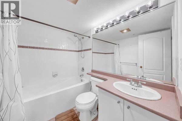 208 1196 Pipeline Road, Coquitlam, BC V3B7Z6 Photo 3