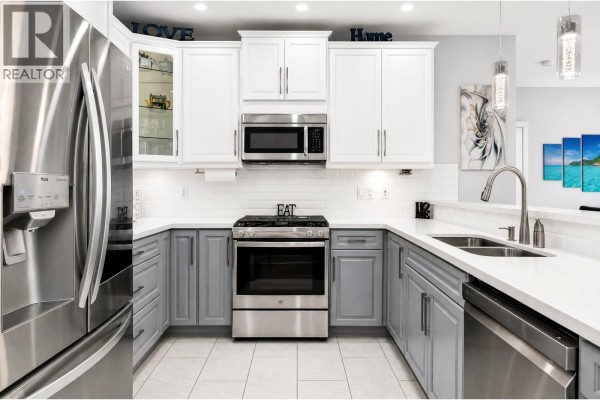 208 12565 190a Street, Pitt Meadows, BC V3Y0E1 Photo 3