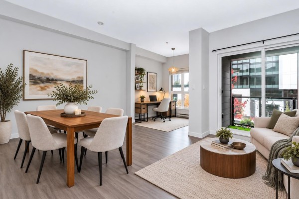 208 13733 107a Avenue, Surrey, BC V3T0B7 Photo 2