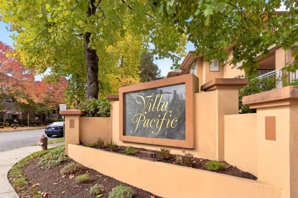 208 15155 22 Avenue, Surrey, BC V4A9T4 Photo 2