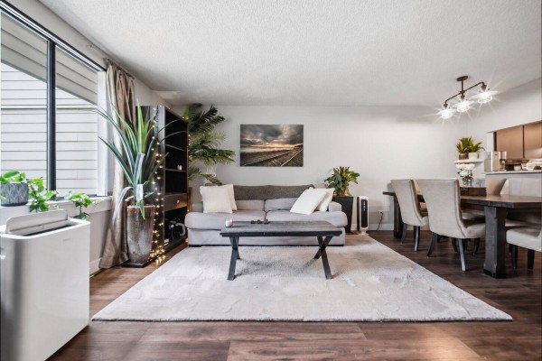 208 15272 19 Avenue, Surrey, BC V4A1X6 Photo 3