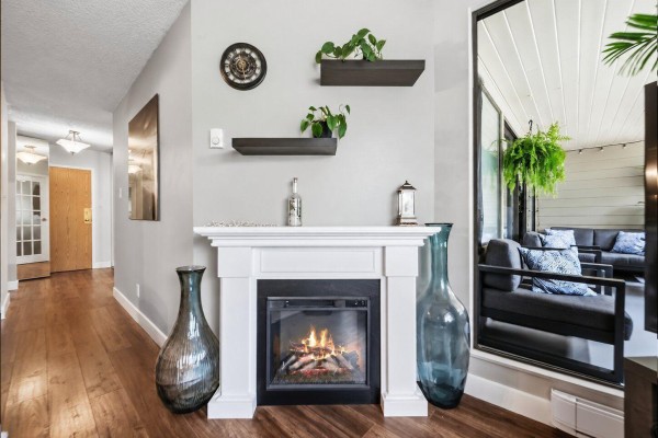 208 15272 19 Avenue, Surrey, BC V4A1X6 Photo 4