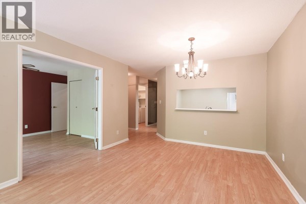 208 1695 Augusta Avenue, Burnaby, BC V5A4S8 Photo 4