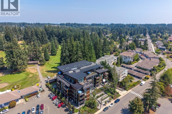 Ensuite - 208 1700 Balmoral Ave, Comox, BC V9M2N1 Photo 3