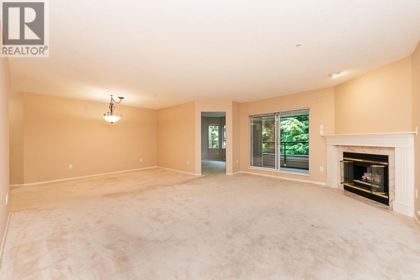 208 3690 Banff Court, North Vancouver, BC V7H2Y7 Photo 4