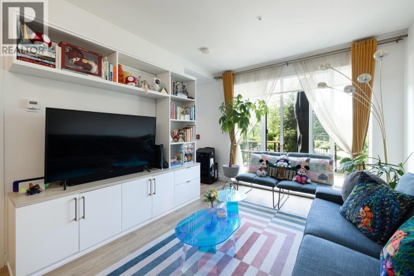208 9888 University Crescent, Burnaby, BC, photo 2