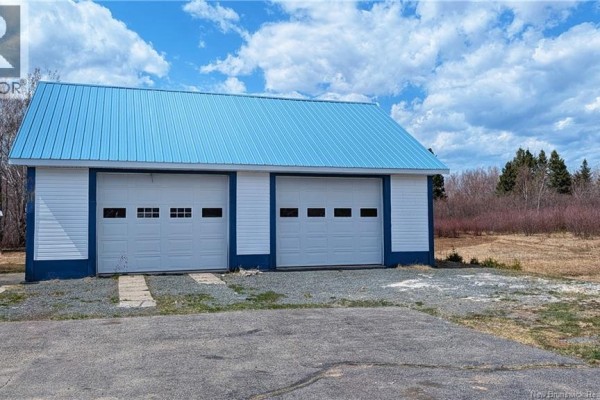 3pc Bathroom - 208 Bd Des Acadiens, Bertrand, NB E1W1C4 Photo 5