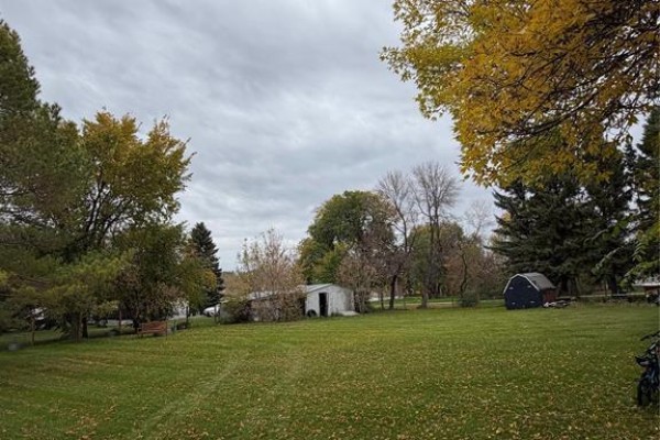 208 Birch Street, Hartney, MB R0K0X0 Photo 3