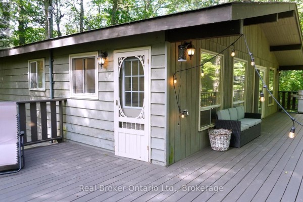 Kitchen - 208 Desroches Trail, Tiny, ON L9M0H9 Photo 3