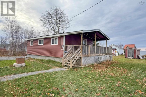 Dining nook - 208 Jackson Point Road, Tidnish Bridge, NS B4H3X9 Photo 2