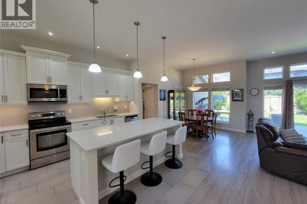 Family room - 208 K-view Crescent, Keremeos, BC V0X1N2 Photo 5