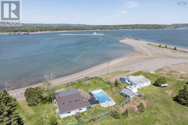 Primary Bedroom - 208 Lighthouse Road, Parrsboro, NS B0M1S0 Photo 2