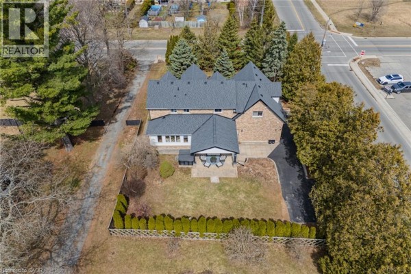 Sunroom - 208 Victoria Street, Simcoe, ON N3Y4K2 Photo 2