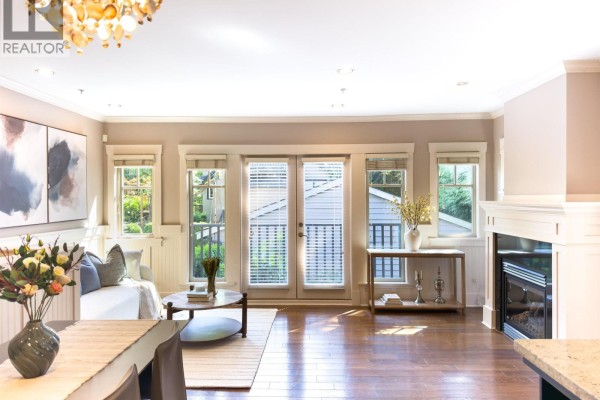 208 W 13th Avenue, Vancouver, BC V5Y1V9 Photo 3