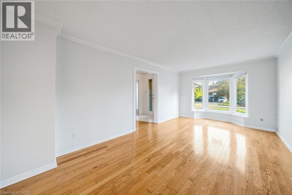 2081 Lynn Heights Drive, Pickering, ON, photo 2