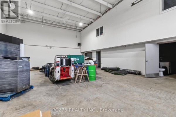 2081 Piper Lane, London East, ON N5V3S5 Photo 5