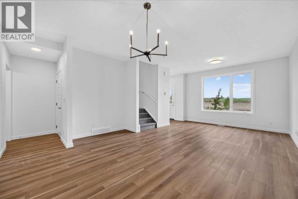 Foyer - 2081 Vantage Way Sw, Airdrie, AB T4B5Y5 Photo 4