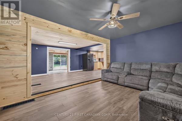 20847 Victoria Road, Chatham Kent, ON N0P2C0 Photo 4