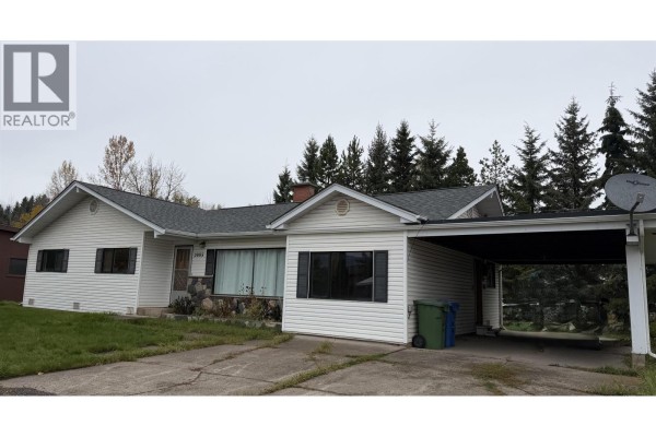 Residential for sale at 2085 Carnaby Street, Smithers, BC - MLS® WQQKwv