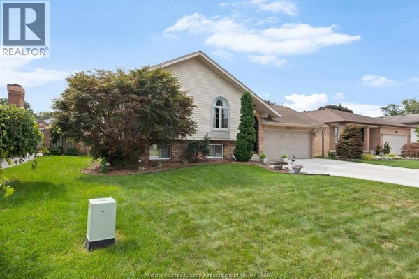 3pc Bathroom - 2085 Edgemore, Lasalle, ON N9H2J9 Photo 3