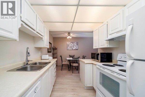 2085 Gordon Drive Unit# 211, Kelowna, BC, photo 2