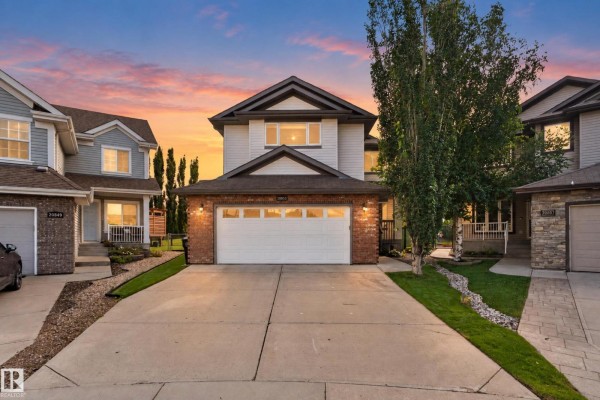 20853 92a Av Nw, Edmonton