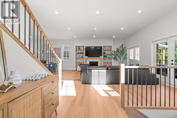 20859 Golf Lane, Maple Ridge, BC V2X1M1 Photo 5