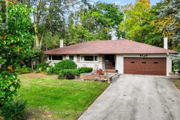 2pc Bathroom - 2086 Glenforest Crescent, Oakville, ON L6J2G4 Photo 3