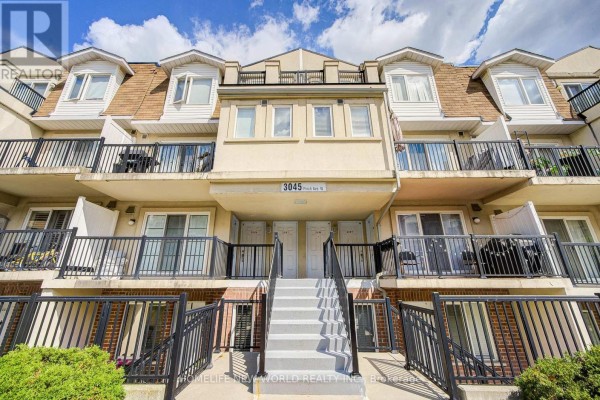 2087 - 3045 Finch Avenue W, Toronto, ON, photo 2