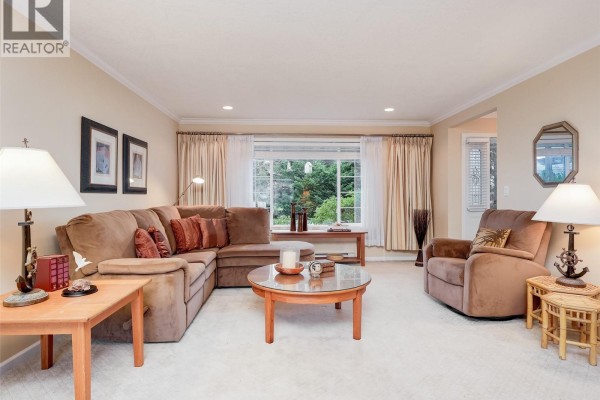 Bedroom - 2087 James White Blvd, Sidney, BC V8L4G5 Photo 4
