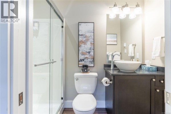 Bathroom - 208a 6596 Baird Rd, Port Renfrew, BC V0S1K0 Photo 2