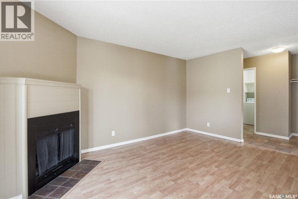 Laundry room - 208b 4040 8th Street E, Saskatoon, SK S7H5L4 Photo 5