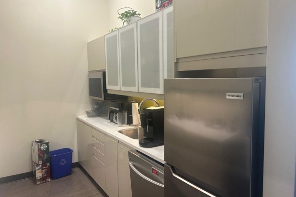 209, 14101 West Block Dr Nw, Edmonton, AB T5N1L8 Photo 4