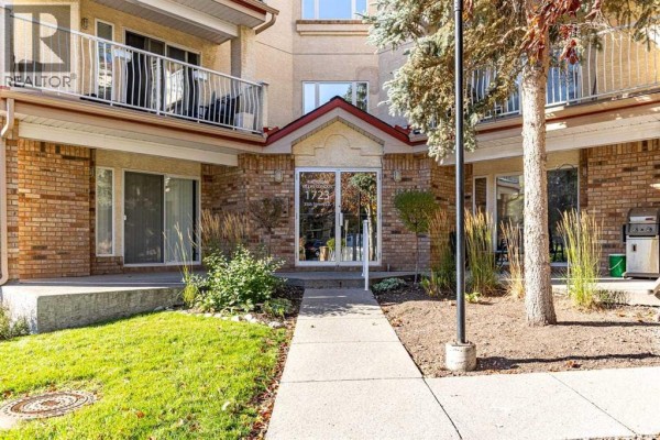 4pc Bathroom - 209, 1723 35 Street Se, Calgary, AB T2A1B4 Photo 2