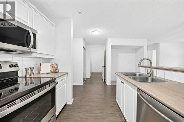 4pc Bathroom - 209, 260 Shawville Way Se, Calgary, AB T2Y3Z7 Photo 5
