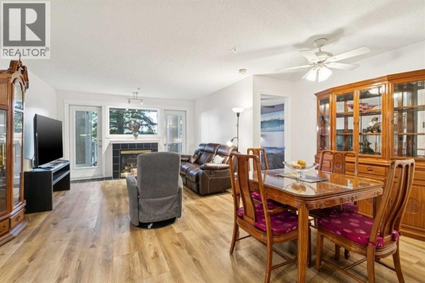 Bedroom - 209, 4507 45 Street, Calgary, AB T3E6K7 Photo 3