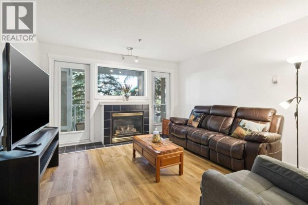 Foyer - 209, 4507 45 Street, Calgary, AB T3E6K7 Photo 5