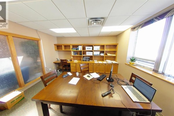 209, 4815 50 Avenue, Red Deer, AB T4N4A5 Photo 4