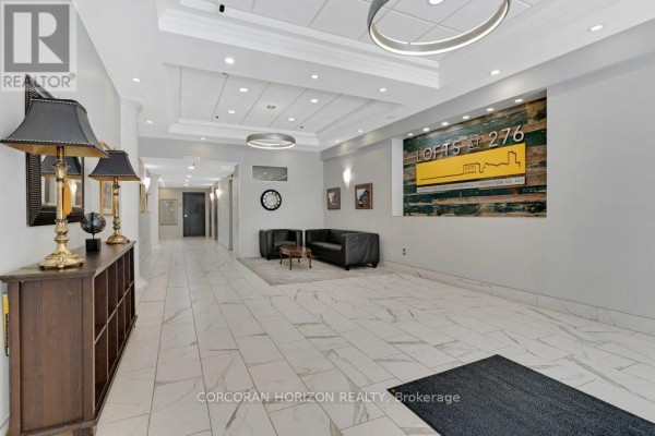 Living room - 209 - 276 King Street W, Kitchener, ON N2G1B6 Photo 2