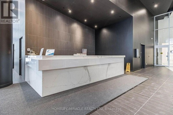 Den - 209 - 3900 Confederation Parkway, Mississauga, ON L5B0M3 Photo 5