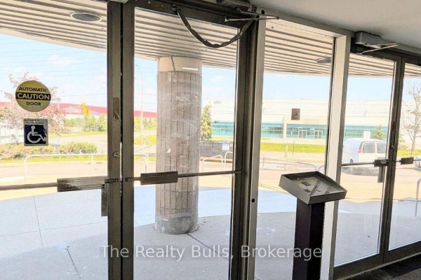 209 - 6660 Kennedy Road, Mississauga, ON L5T2M9 Photo 5