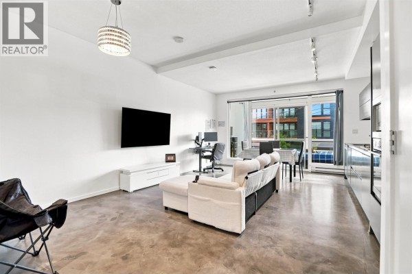 209 133 E 8th Avenue, Vancouver, BC V5T1R8 Photo 4