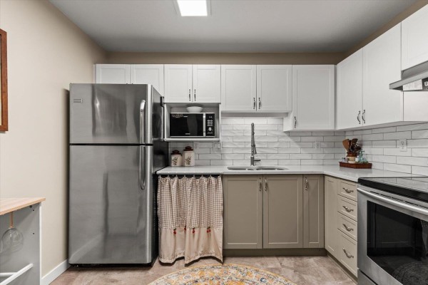 209 20200 54a Avenue, Langley, BC V3A3W7 Photo 5