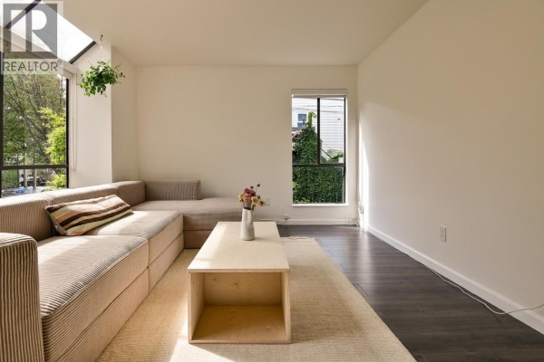 209 2173 W 6 Avenue, Vancouver, BC V6K1V5 Photo 5