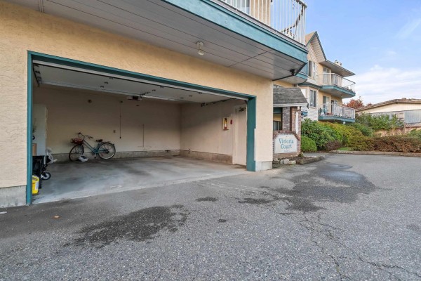 209 2567 Victoria Street, Abbotsford, BC V2T2T4 Photo 3