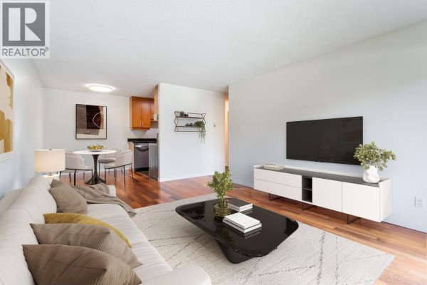 209 275 W 2nd Street, North Vancouver, BC V7M1C9 Photo 4