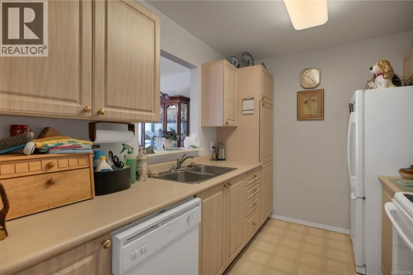 Laundry room - 209 280 Dogwood St S, Campbell River, BC V9W6Y7 Photo 4